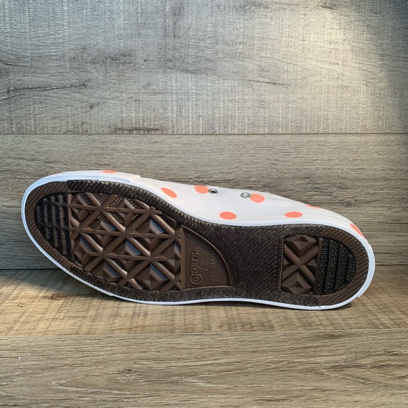 Converse CTAS Ox White Crimson Pulse Polka Dots - Picture 4 of 4